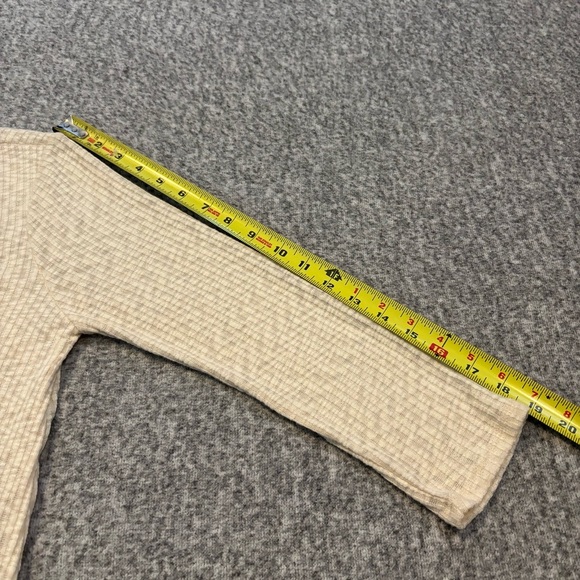 Another Reason Women’s Small Cream Ribbed V-Neck Top 3/4 Sleeve - Picture 8 of 8